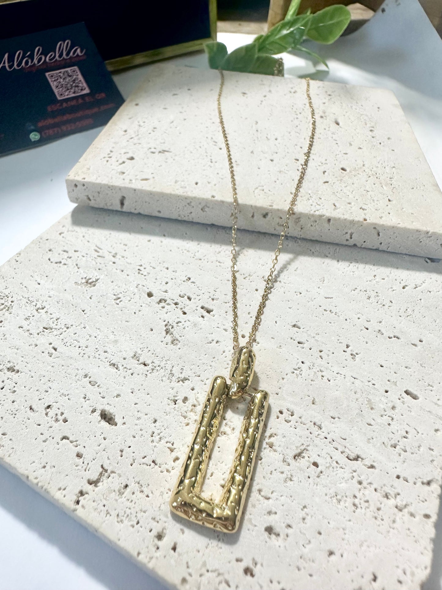 Rectangle Necklace 