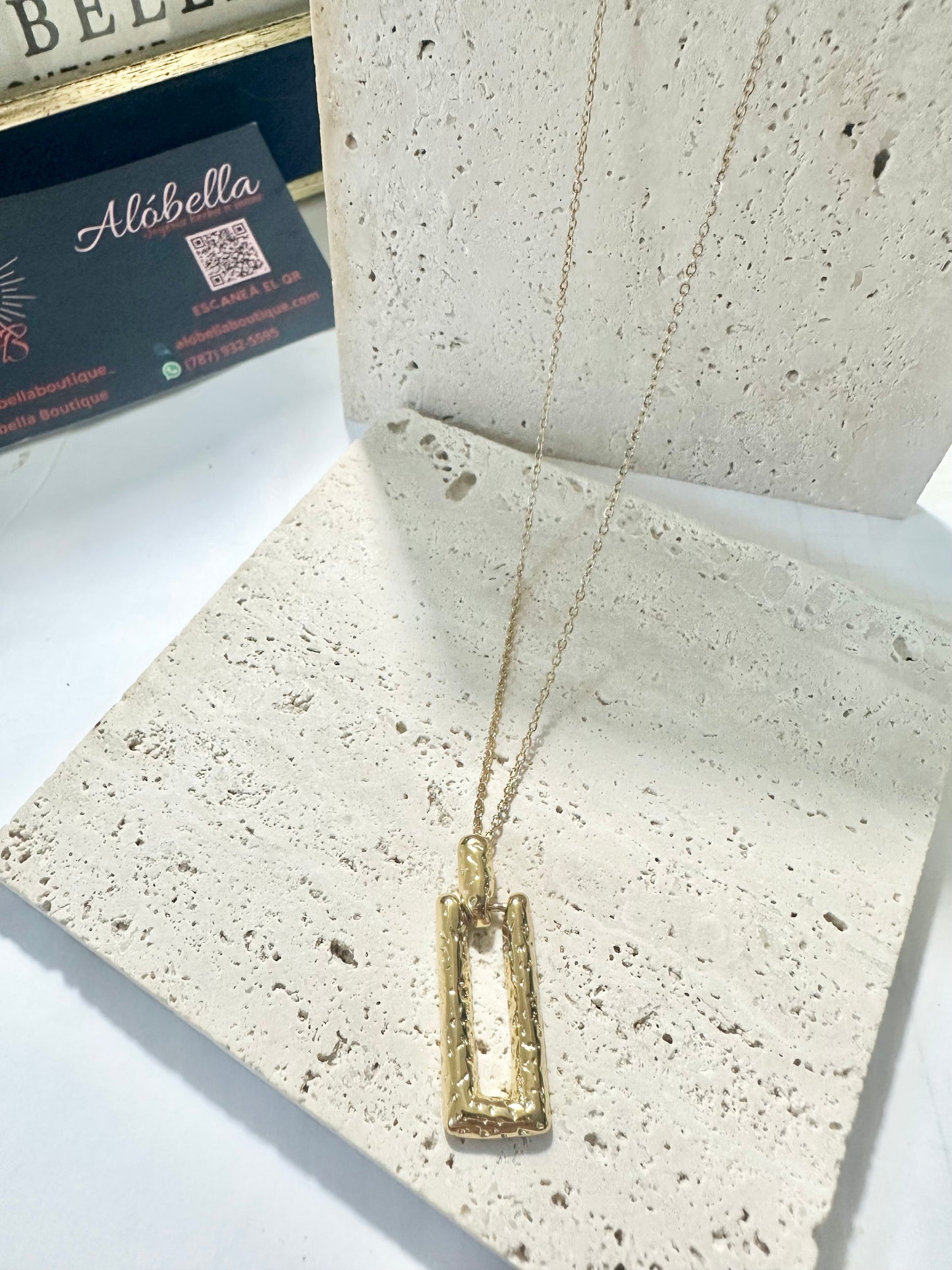 Rectangle Necklace 